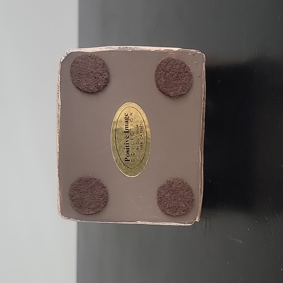 Statues - Picture 5 of 7